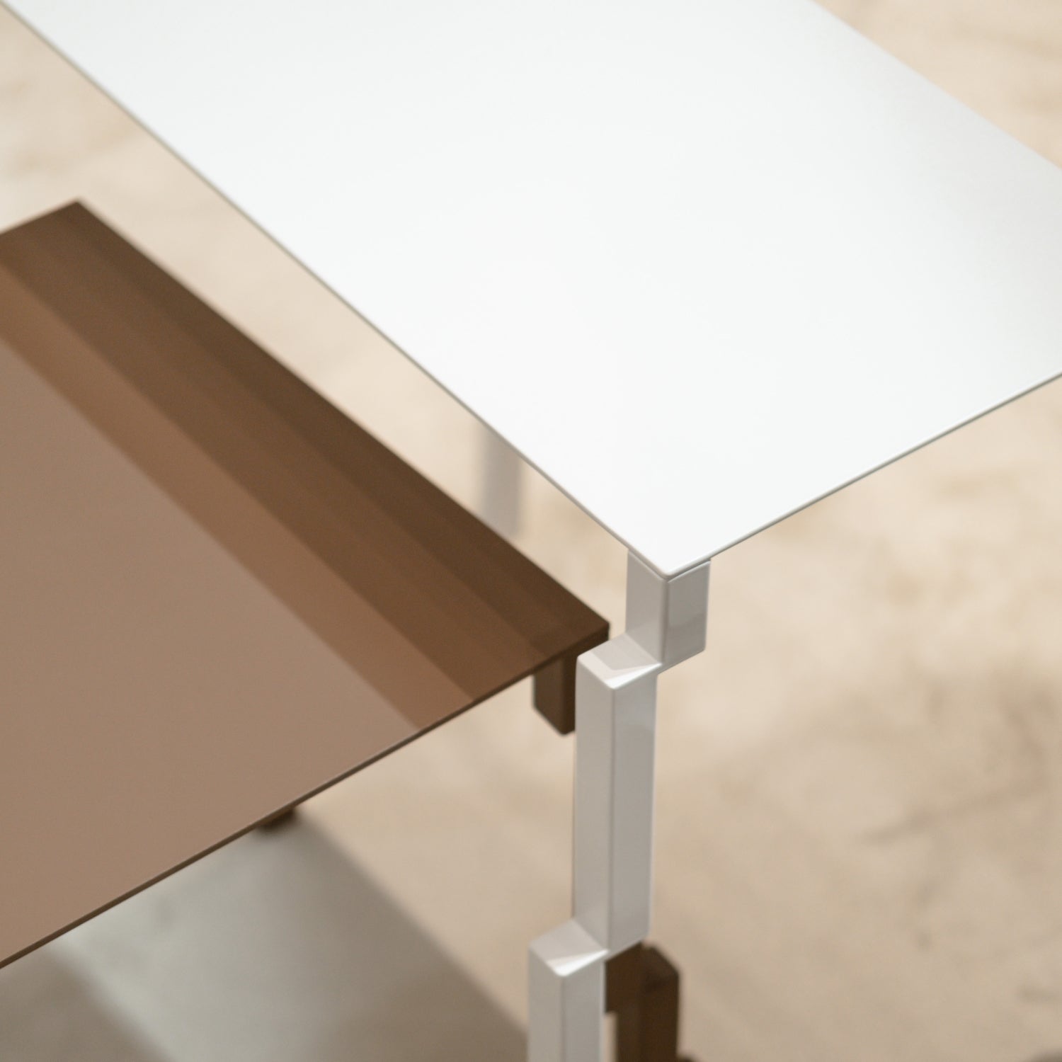 Bug 4040 - Coffee Table